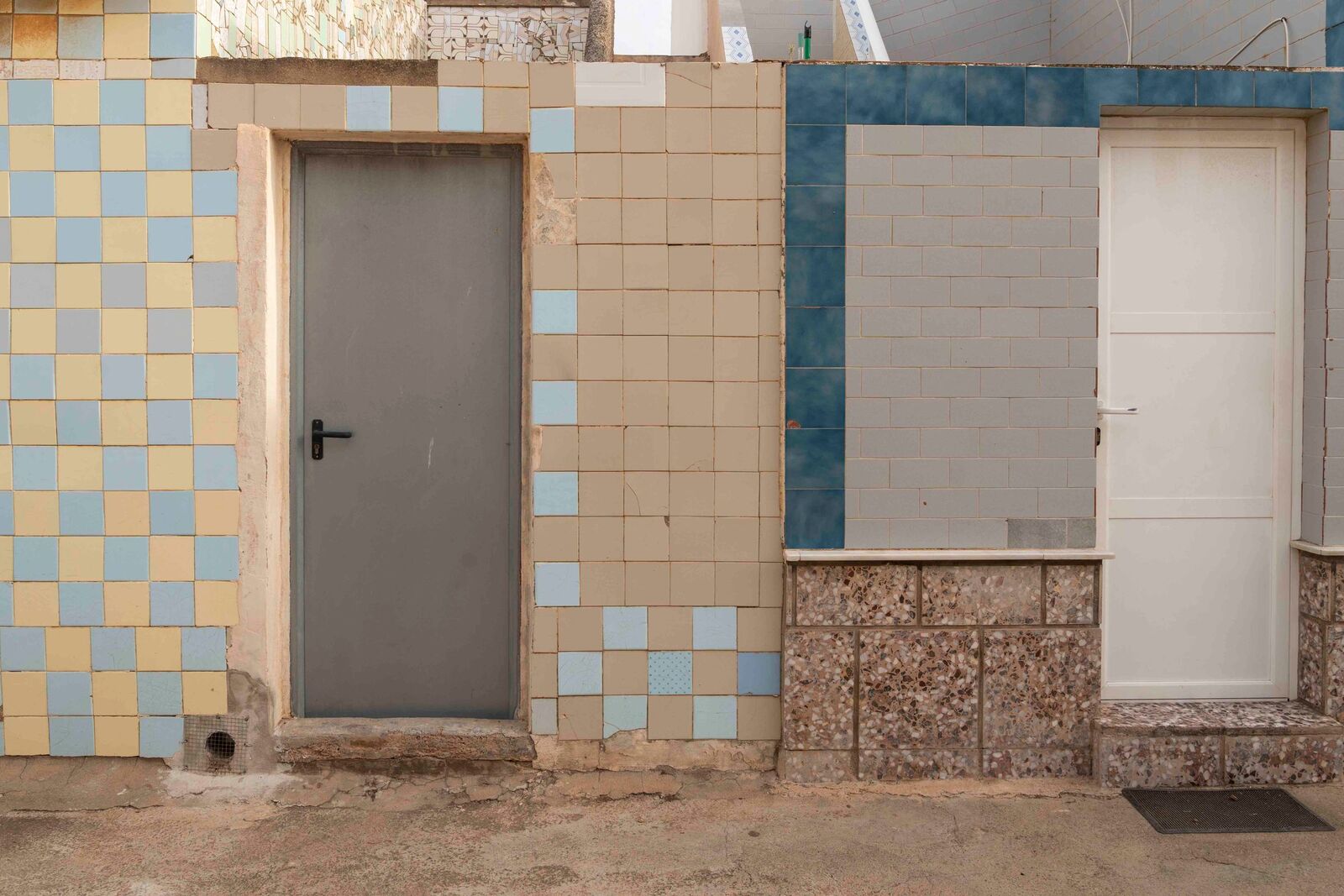 Piel de azulejo, fotografía 18 — Luis Díaz Gil