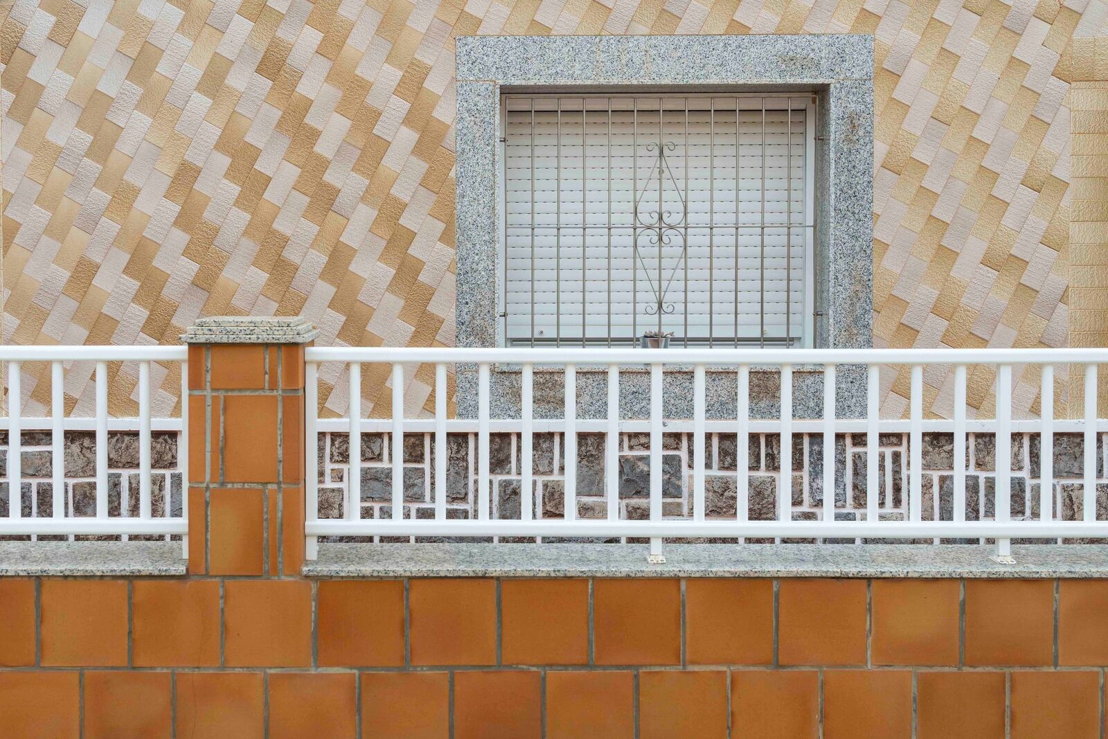 Piel de azulejo, fotografía 35 — Luis Díaz Gil